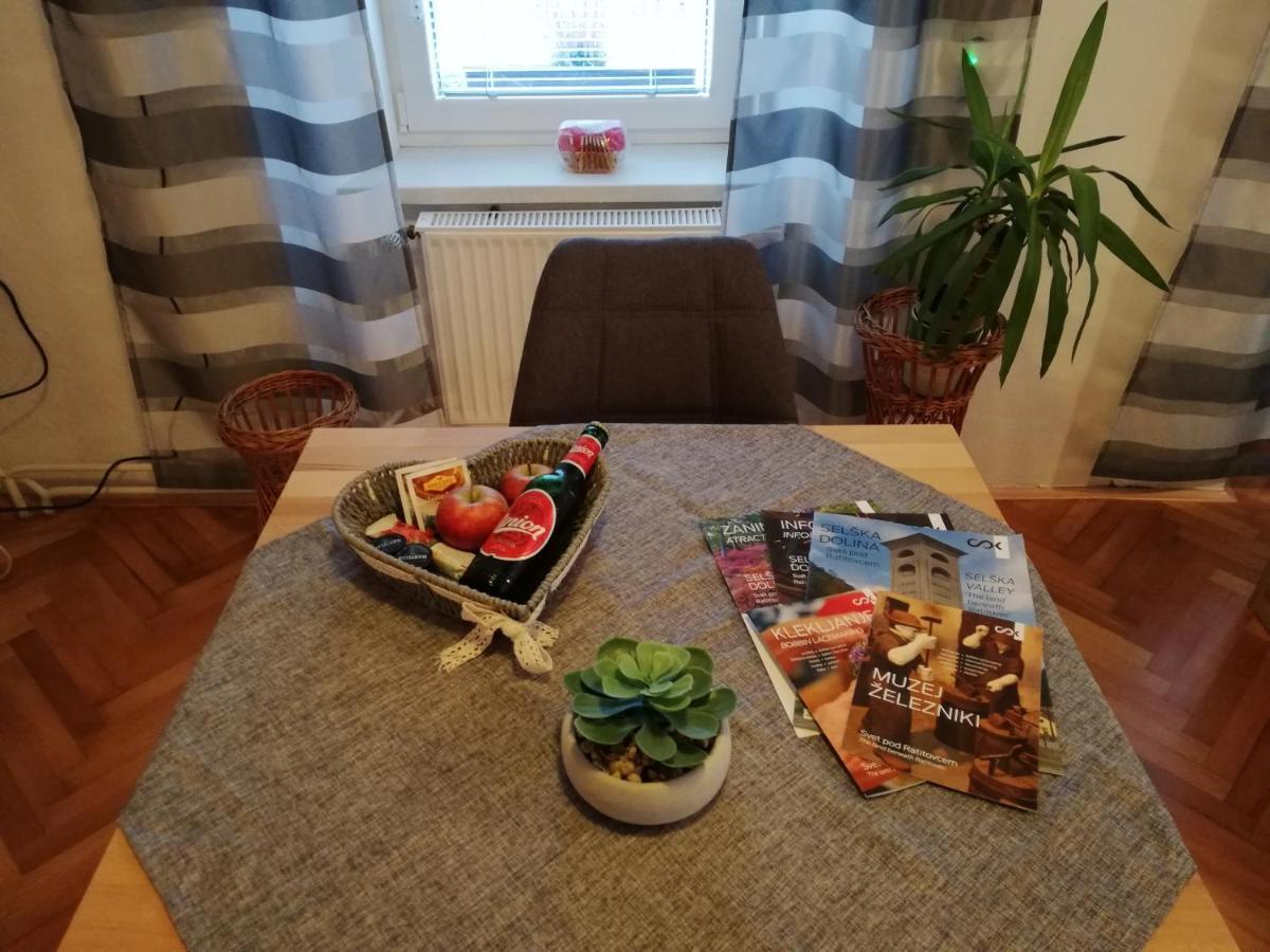 Haus Lagma Studio Zelezniki Luaran gambar